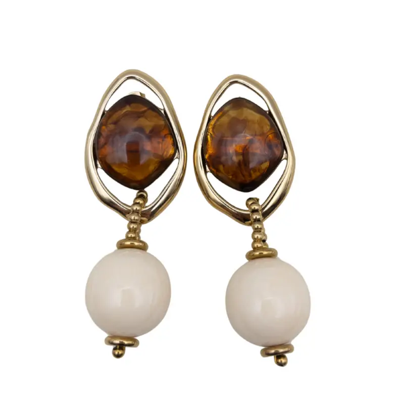 Pendientes Gaja