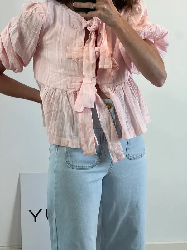 PEPPERMAYO. Chaqueta/blusa lazadas. T XS