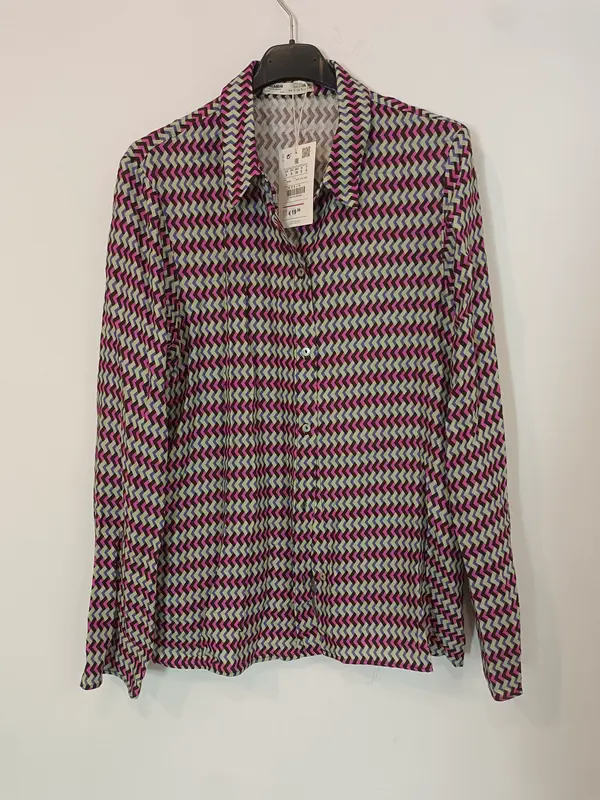 PULL&BEAR, Blusa fluida colores T.s