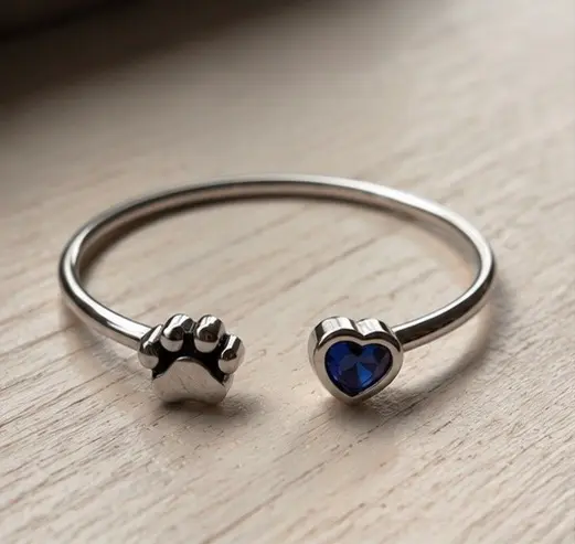 Pulsera huellitas