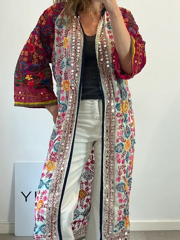 RED CHILLI. Kimono bordado T.u(s)