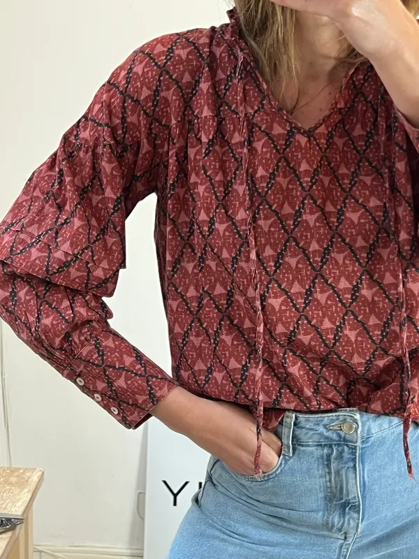 RENATTA&GO. Blusa burdeos estampada. T M
