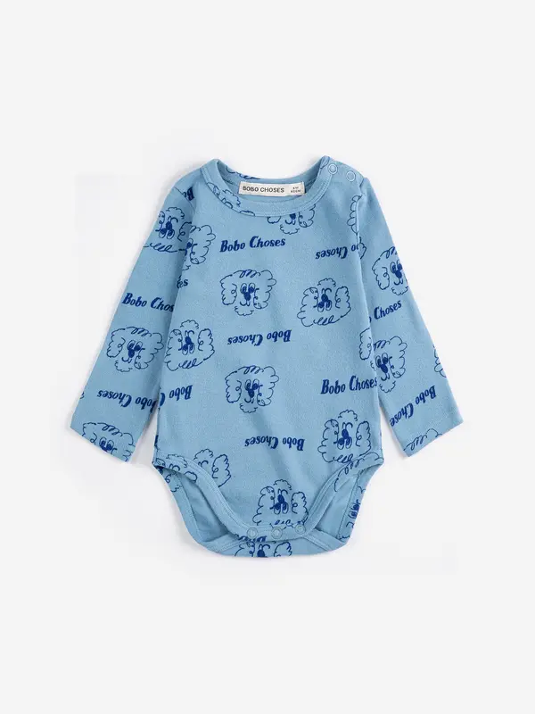 sb126ab001 Pickles The Dog all over body