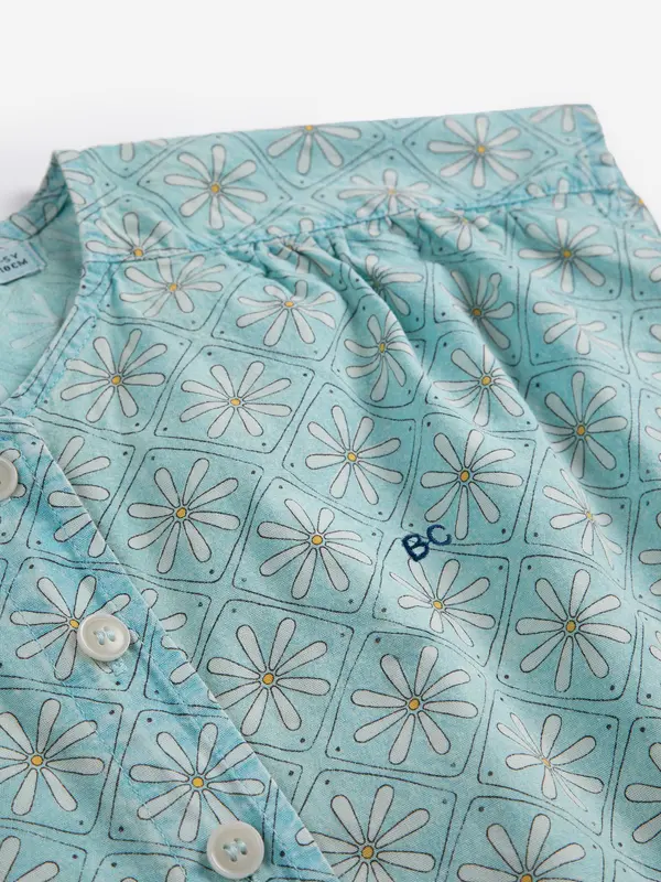 SB126AC032 Daisy Mosaic all over woven top