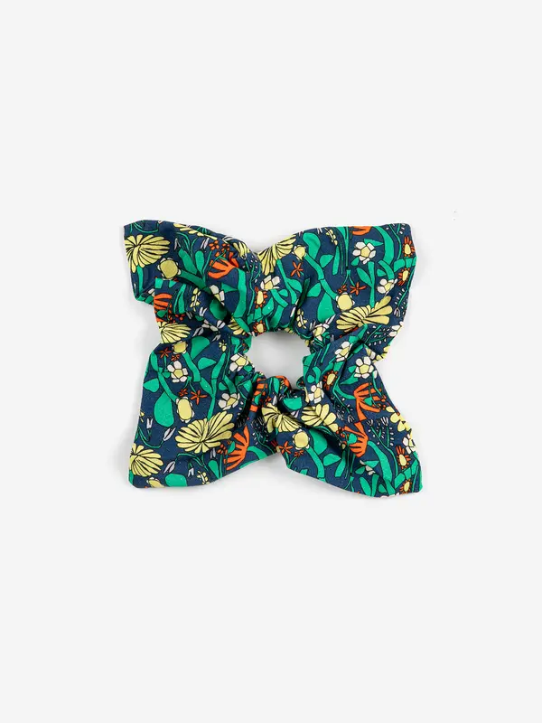 sb126ak031 Color Herbalist pattern scrunchy
