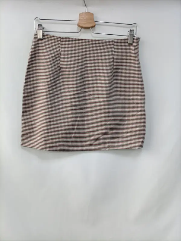 SHEIN. Falda corta cuadros T.m