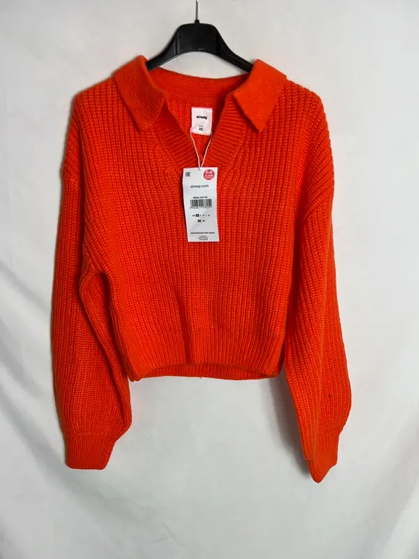 SINSAY. Jersey naranja cuello. T XS