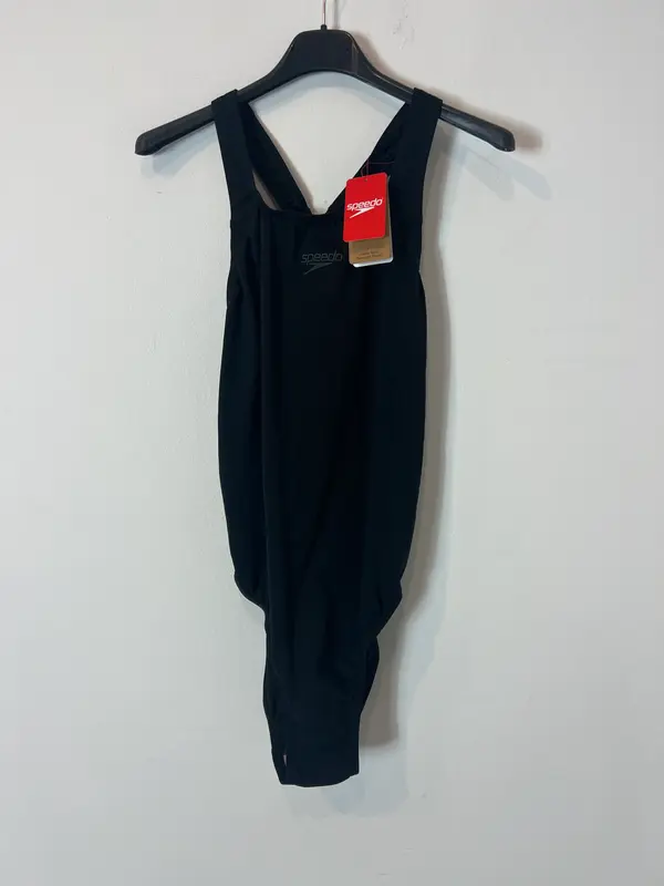 SPEEDO. Bañador negro deportivo. T 38