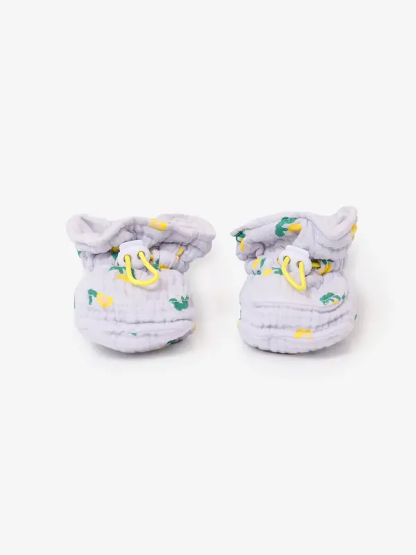 Stamp Bloom all over baby booties