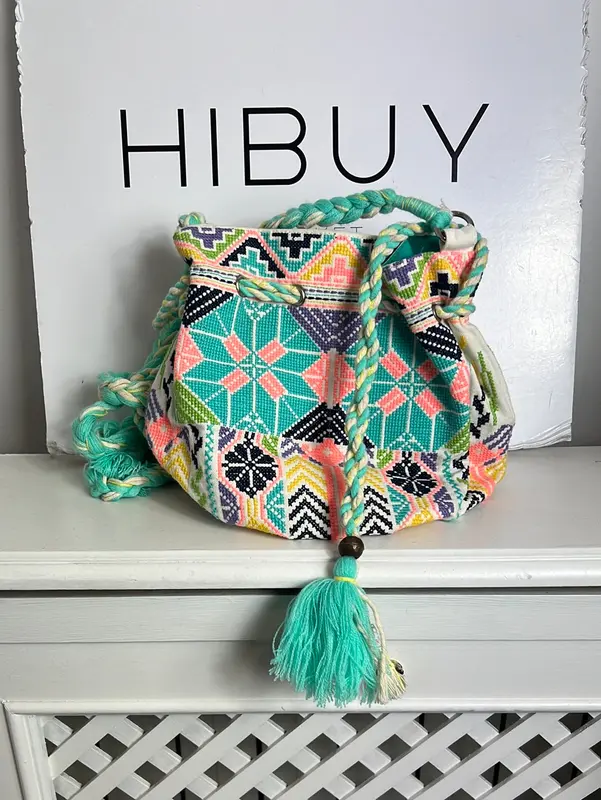 STAR MELA. Bolso estilo saco colores