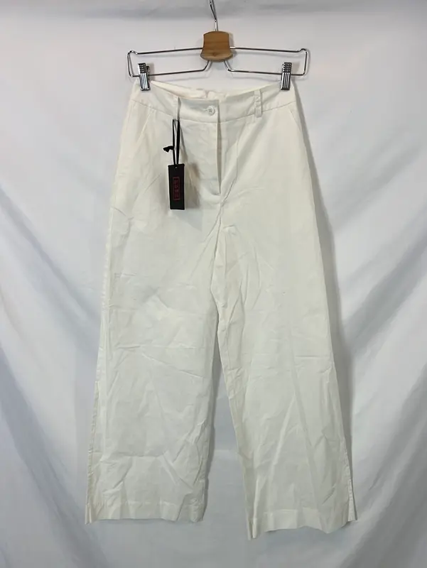 STEFANEL. Pantalón ancho blanco  T.34