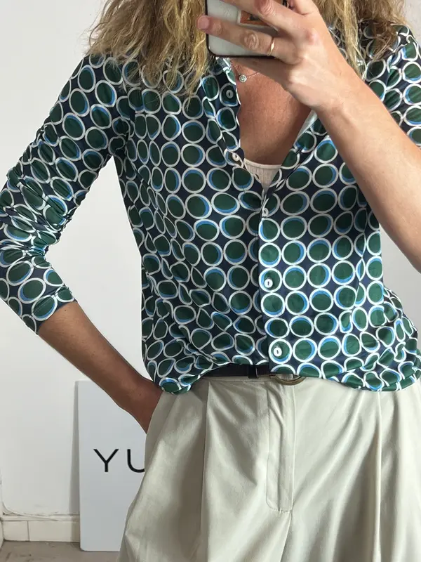 STRADIVARIUS. Blusa fluida estampado retro. T S