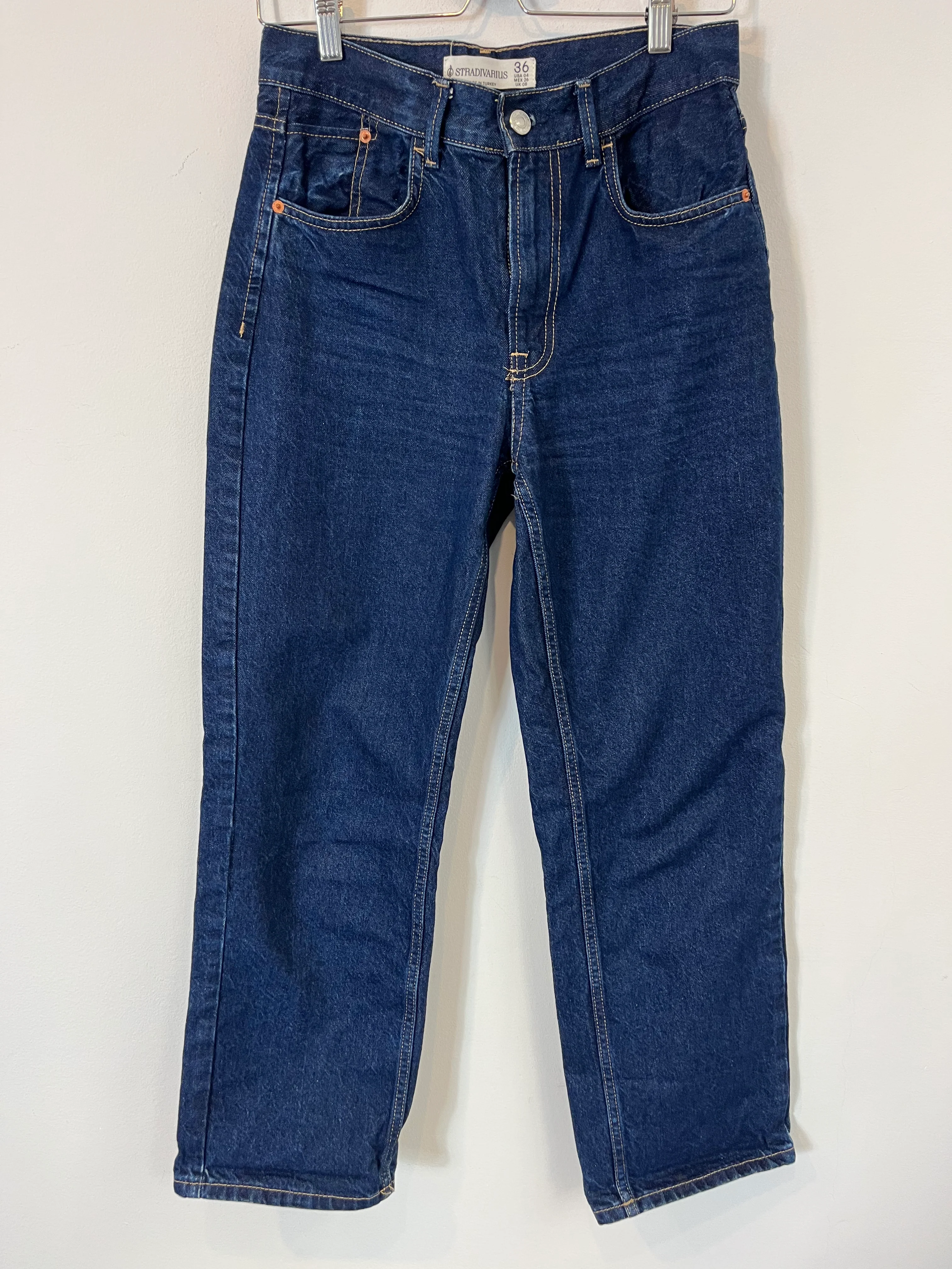 STRADIVARIUS. Denim mom fit azul oscuro. T 36