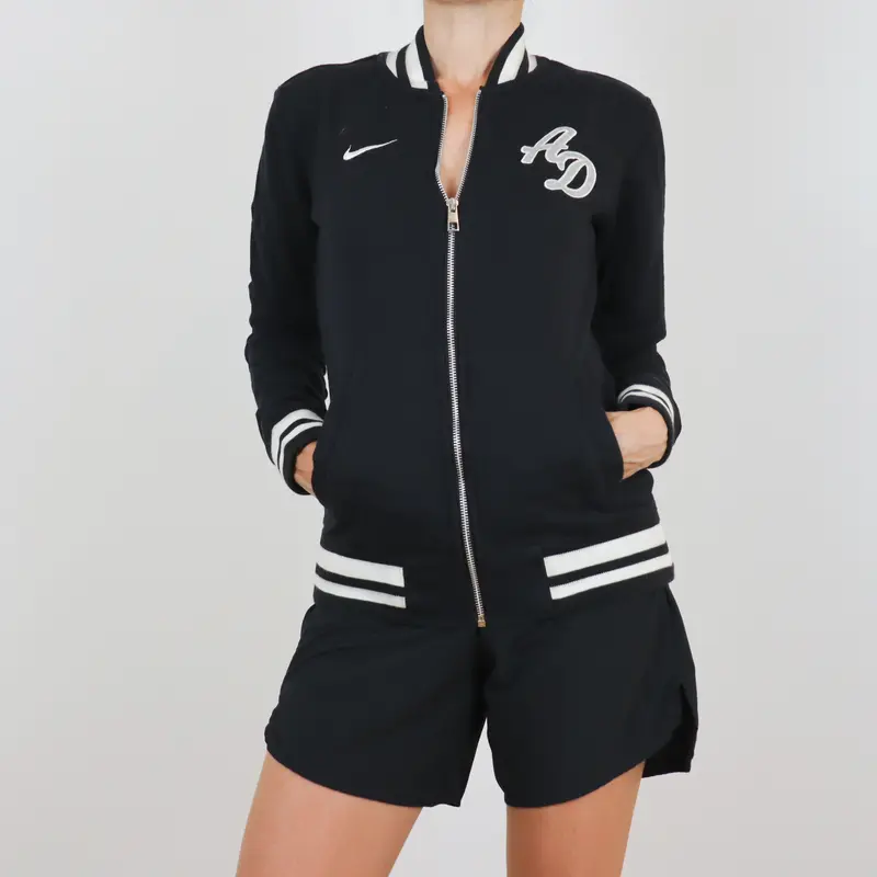 Sudadera corta negra sin capucha
