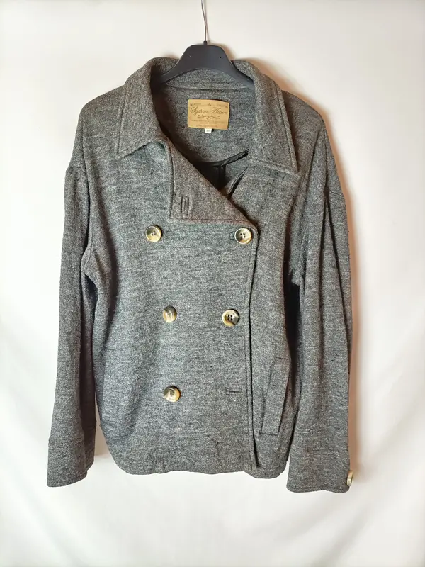 SYSTEMACTION. Chaqueta punto gris T.38