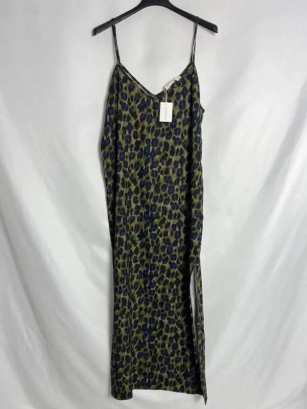 TARANTELA. Vestido midi verde animal print. T S