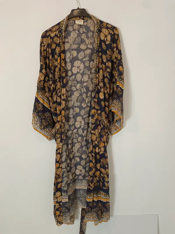 TEN TWELVE. Kimono azul flores mostaza T.s/m