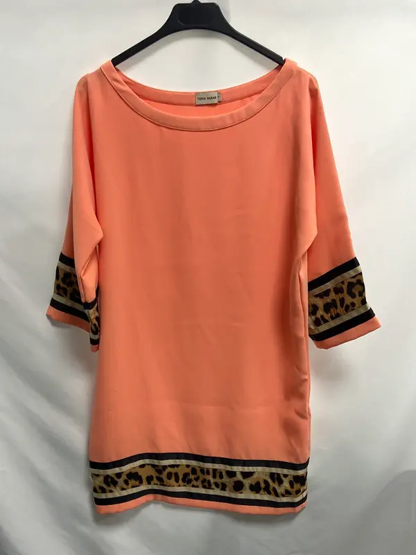 TERIA YABAR.Vestido naranja palo animal print T.S
