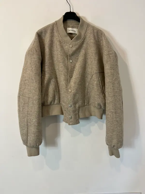 THE FRANKIE SHOP. Bomber lana jaspeada