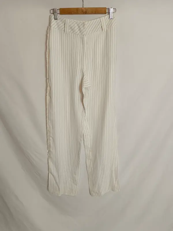 TOPSHOP. Pantalón fluido rayas T.34