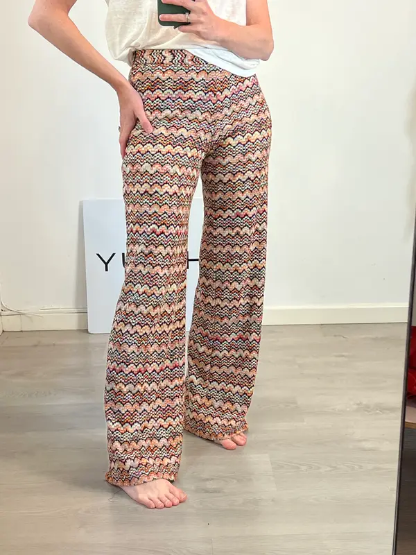 TRINA TURK. Pantalón fluido hilos colores. T 2 (S)
