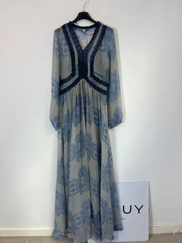 TRUCCO. Vestido largo gasa estampados azules. T M