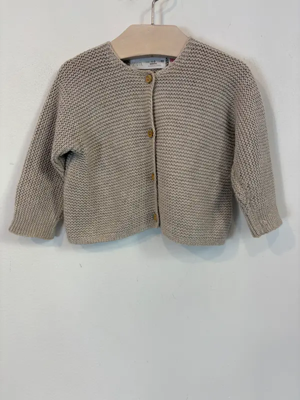 UNIT. Rebeca beige claro. T 1-3 meses