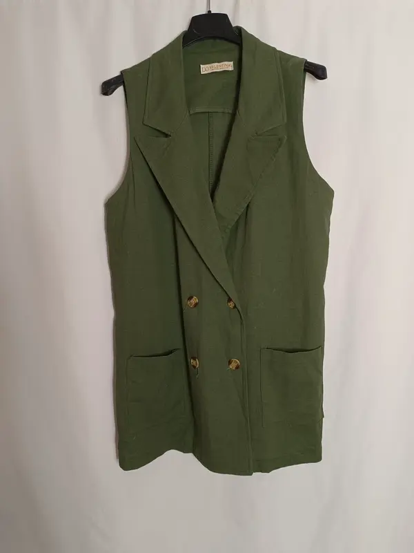 VALENTINA. Chaleco fluido verde T.m