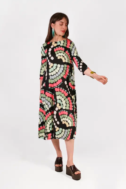 VESTIDO ABANICOS