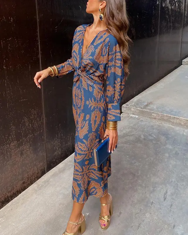 Vestido Aitana™ | Diseño floral con aire contemporáneo