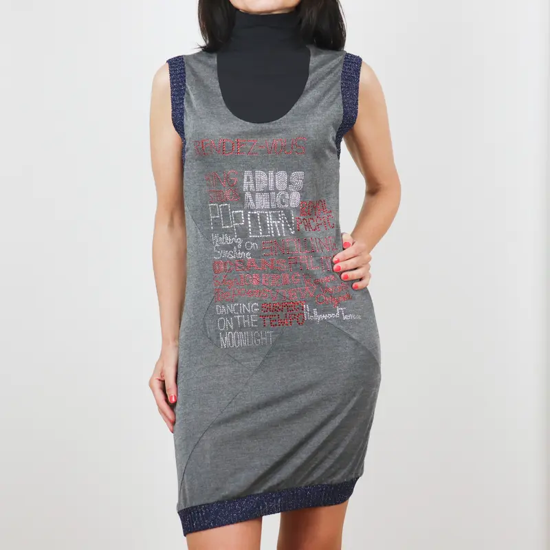 Vestido Custo de cuello alto