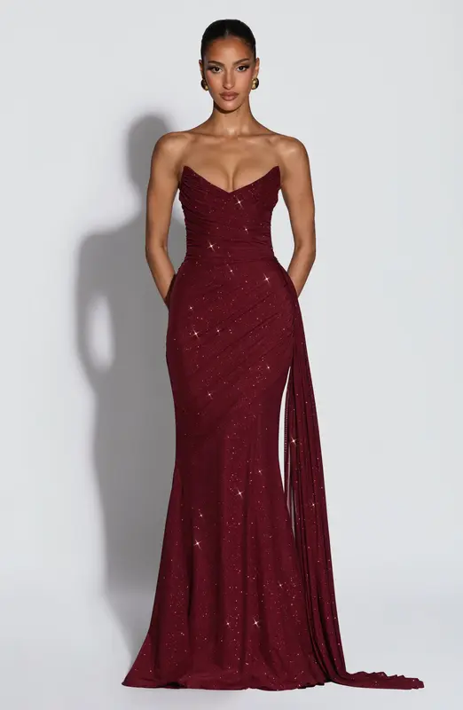 VESTIDO LARGO ASHIKA - COLOR VINO BRILLANTE