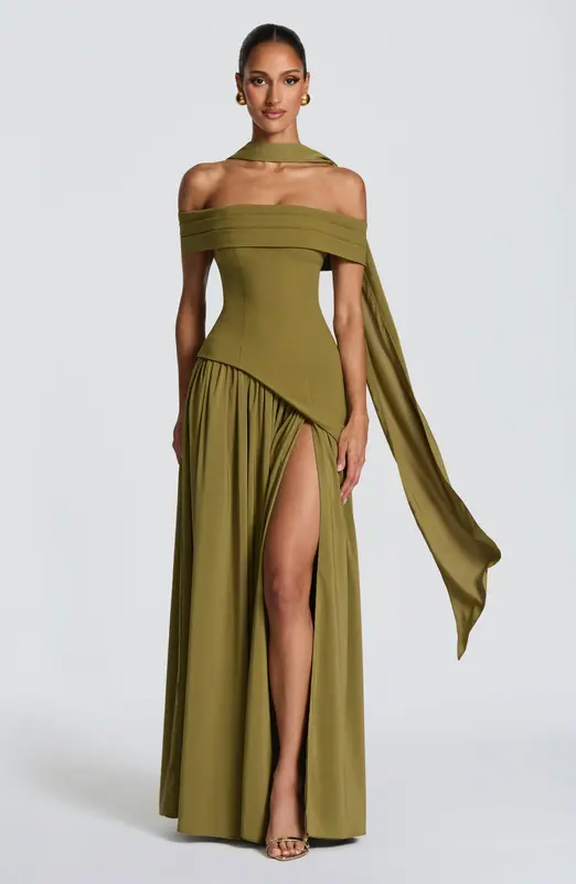 VESTIDO LARGO DELILAH - OLIVA INTENSO