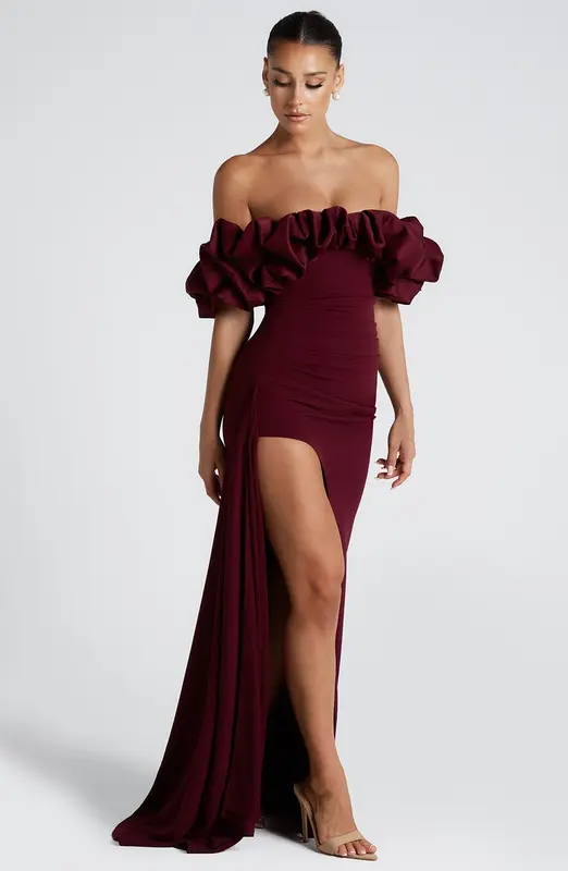 VESTIDO MAXI ELSIE - LACA CEREZA