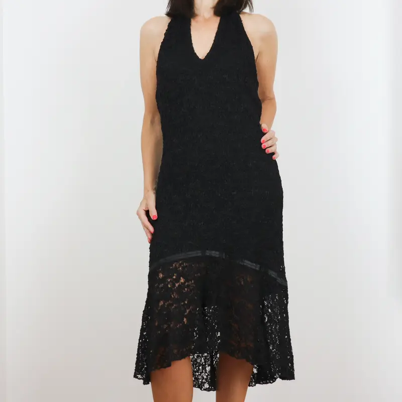 Vestido negro escote Halter