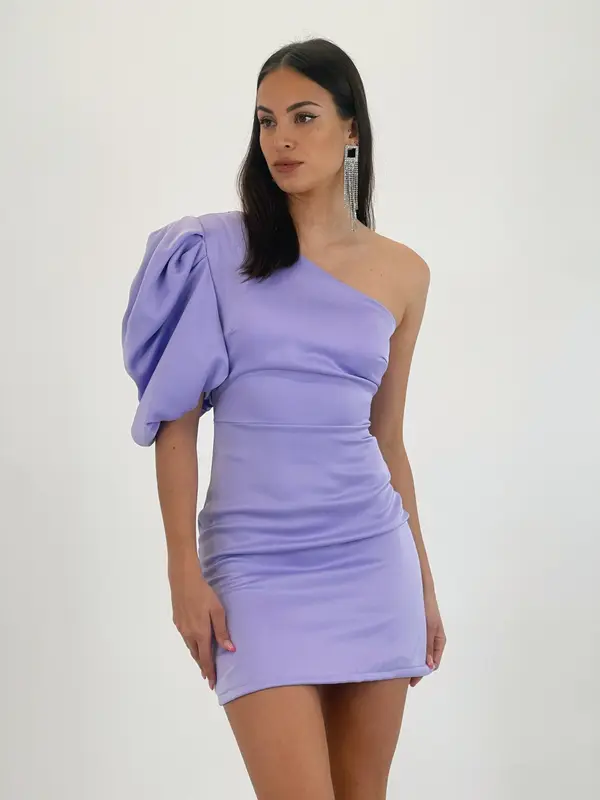 Vestido satén manga abullonada