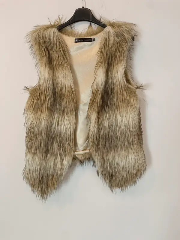 VICTORIO&LUCCHINO. Chaleco pelo tonos beige T.m/l