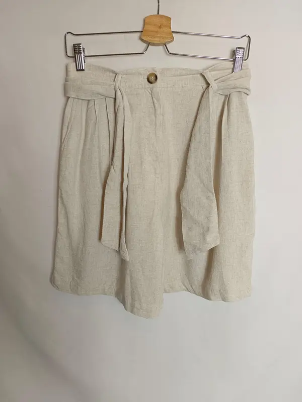 WHITE&ONE. Pantalón beige fluido T.m