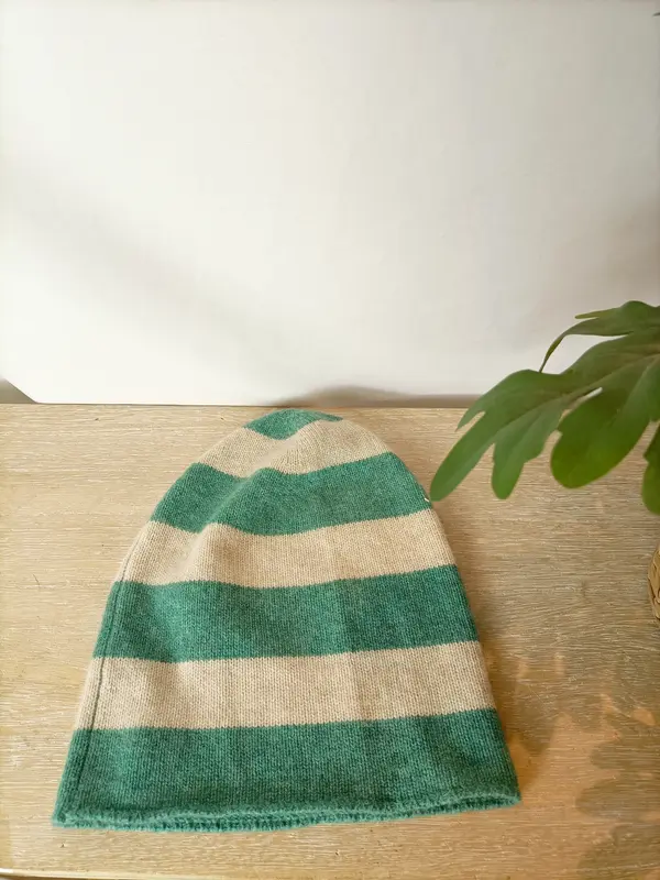 ZADIG&VOLTAIRE. Gorro cashmere rayas. TU