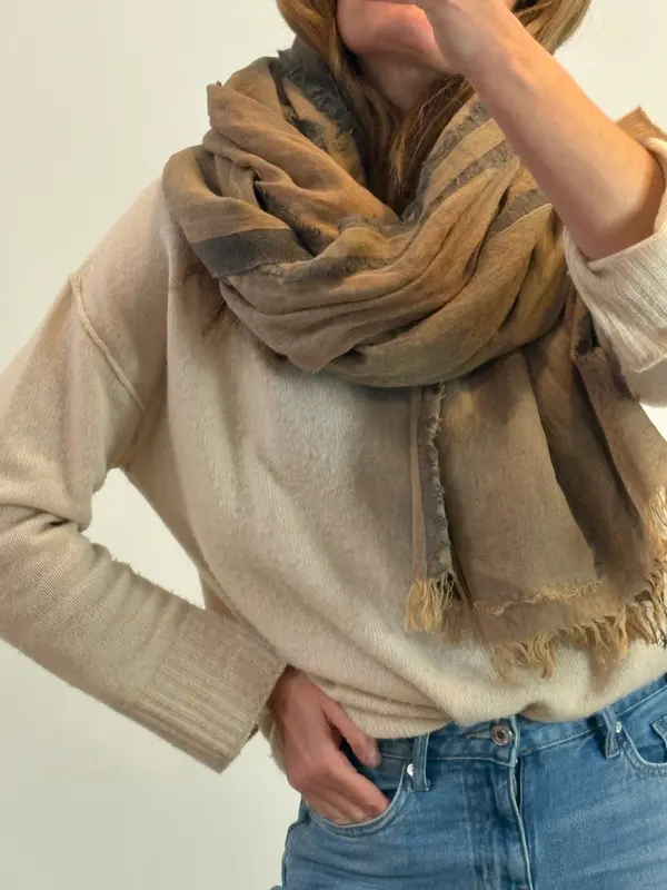 ZADIG & VOLTAIRE. Pañuelo tonos tierra