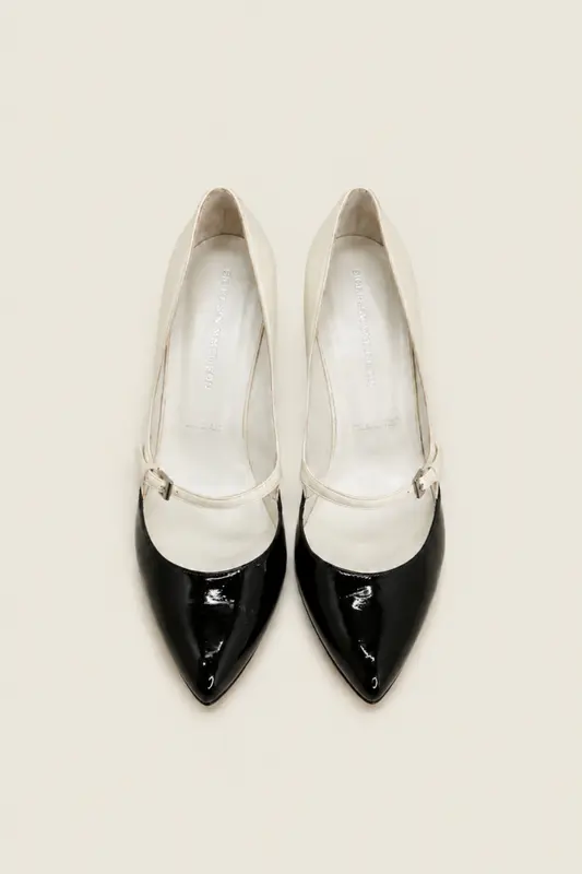 Zapatos Black and White
