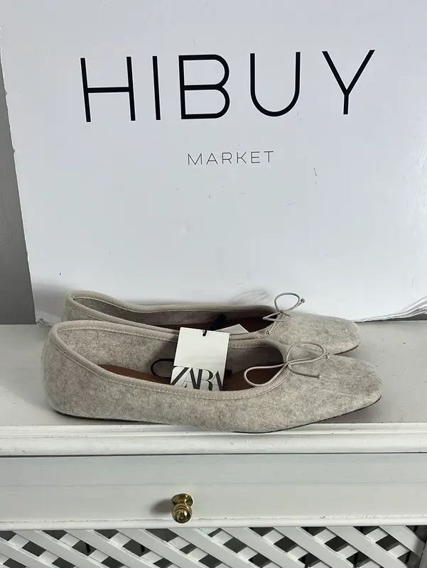 ZARA. Bailarina beige textura. T 41