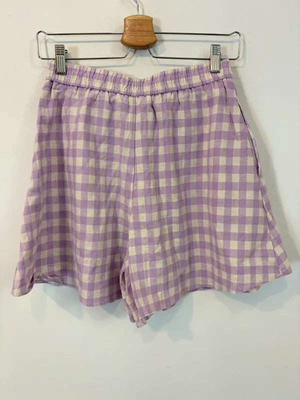 ZARA. Bermuda lino bolsillo en morado