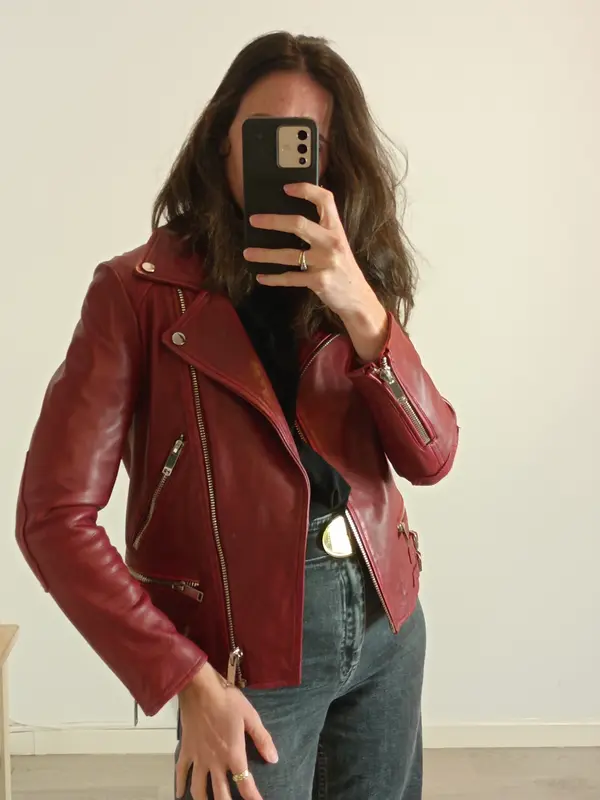 ZARA. Biker burdeos piel  T.s