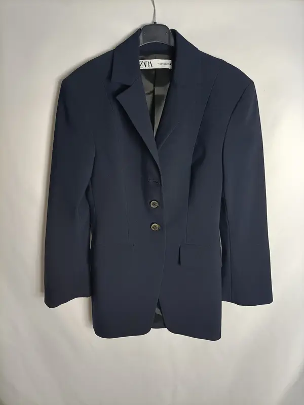 ZARA. Blazer azul entallada cintura