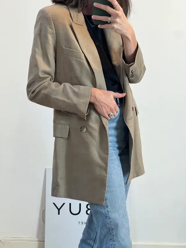 ZARA. Blazer beige jaspeada