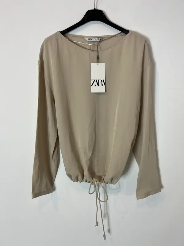 ZARA Blusa beige fluida T.xs