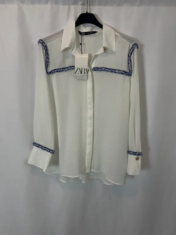 ZARA. Blusa blanca detalles tweed. T S