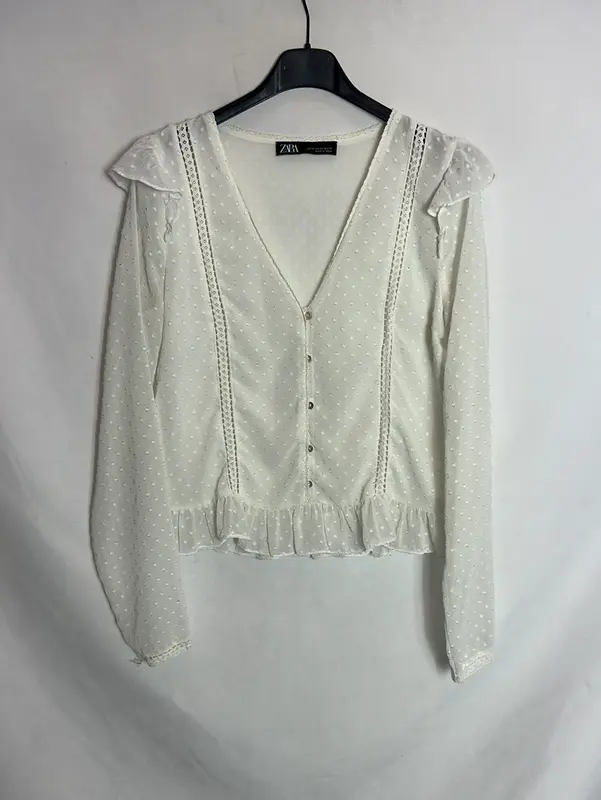 ZARA. Blusa blanca semitransparente topitos. T XS