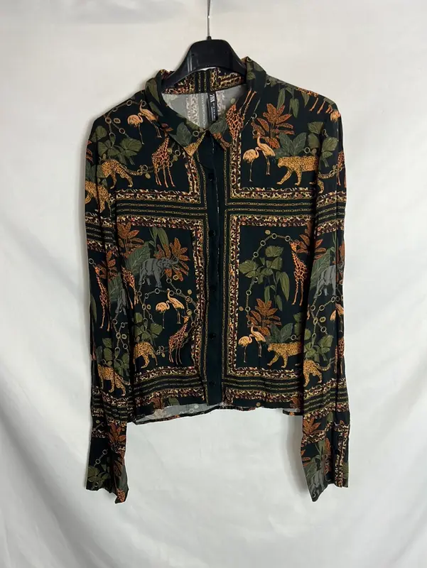 ZARA. Blusa estampado animales T.xl (m/l)